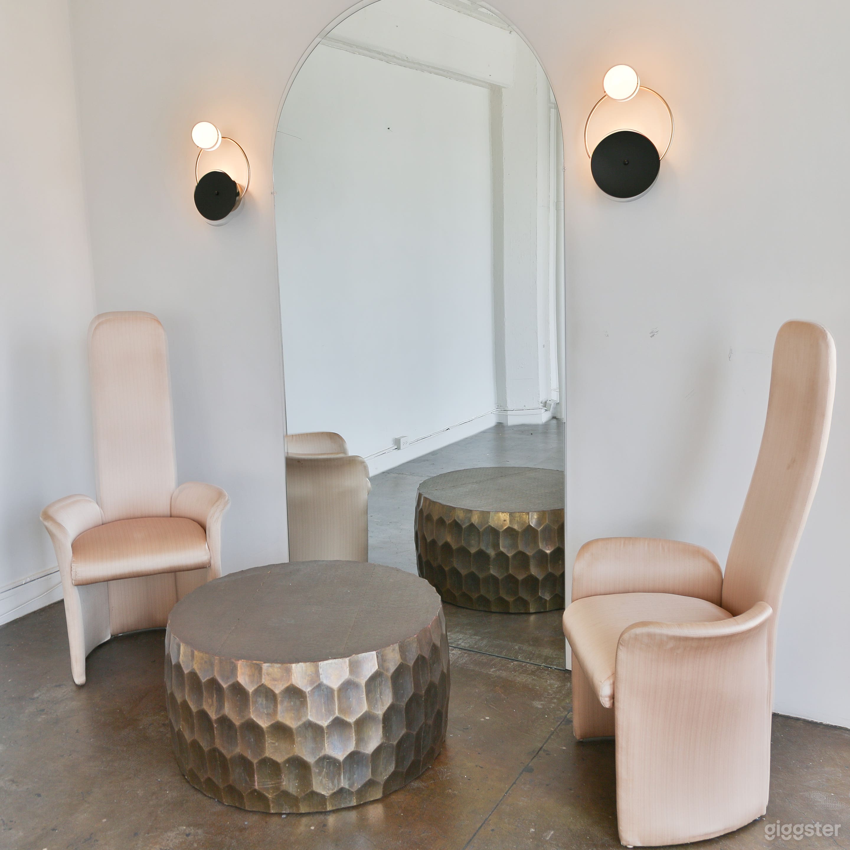 Panoramic Downtown LA Loft: Ideal for Video/Photo  Photo 2