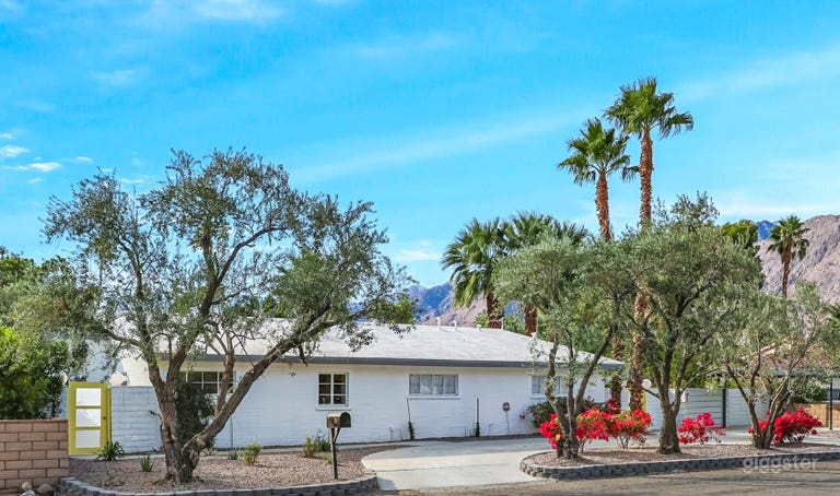  The Kasbah - Mid Century Modern Bohemian Moroccan-Style 