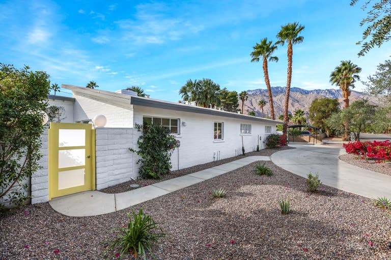  The Kasbah - Mid Century Modern Bohemian Moroccan-Style 