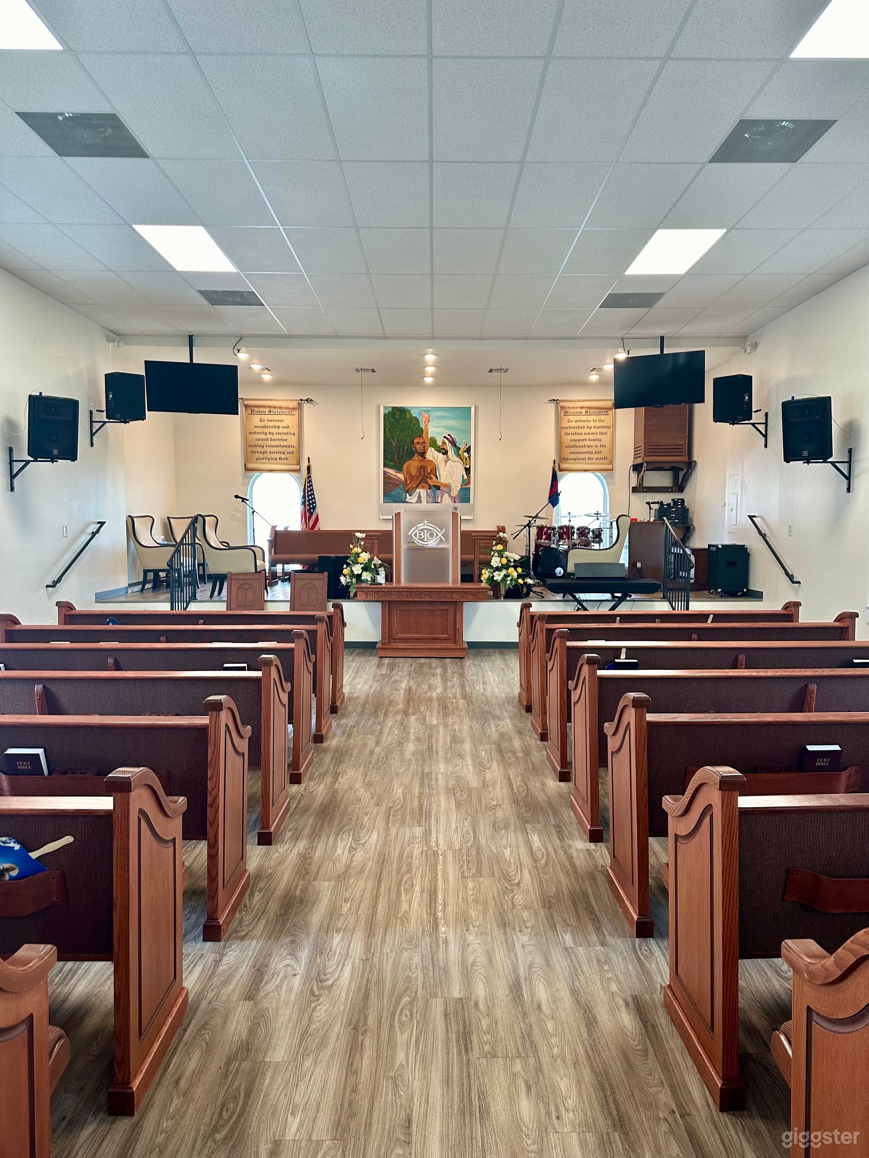 Newly Renovated Yellow Church Photo 4