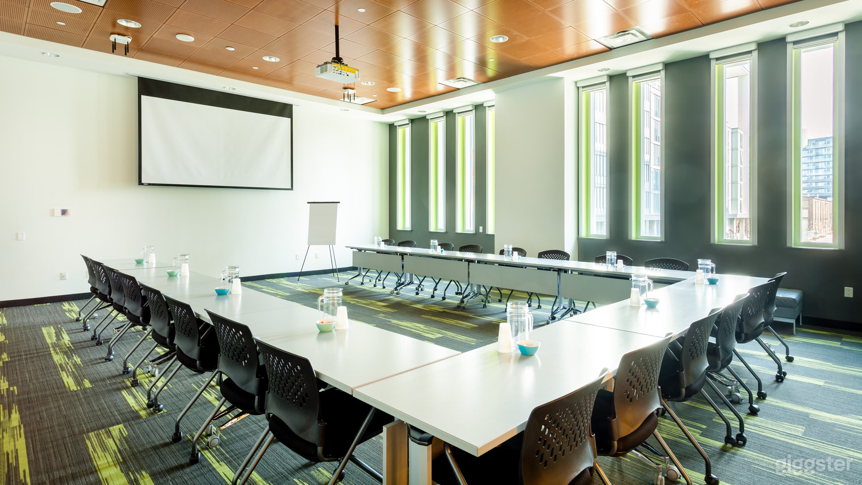 Session Room For Events &amp; Meetings - Toronto Downtown Photo 1