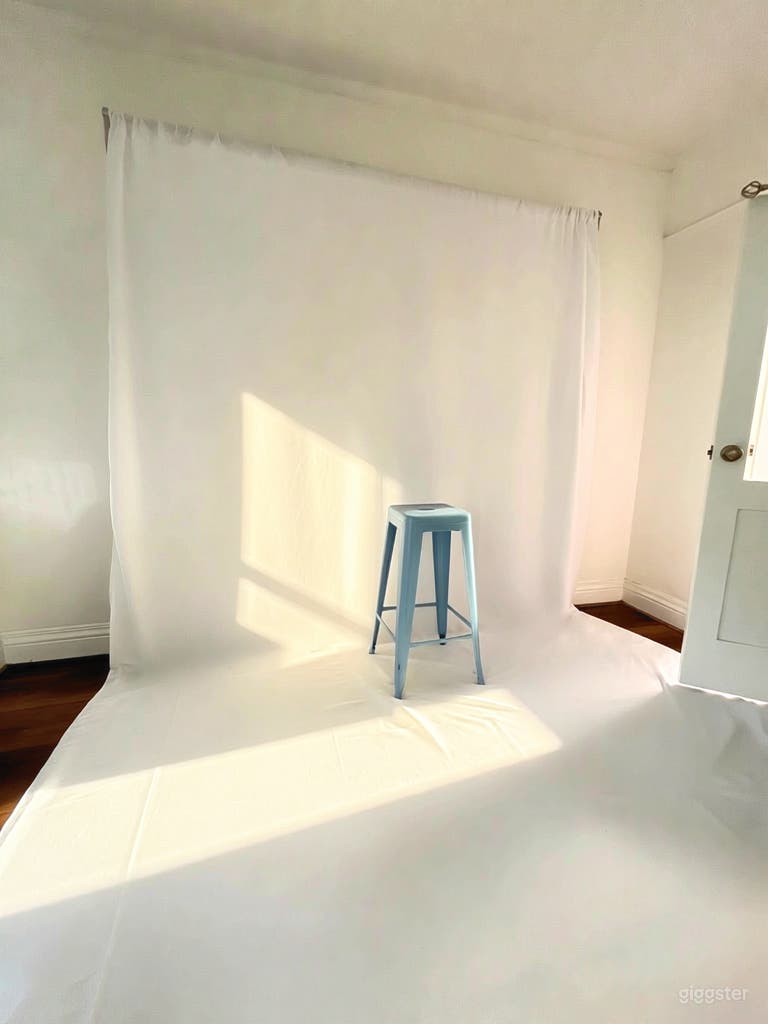  Photography studio near downtown 