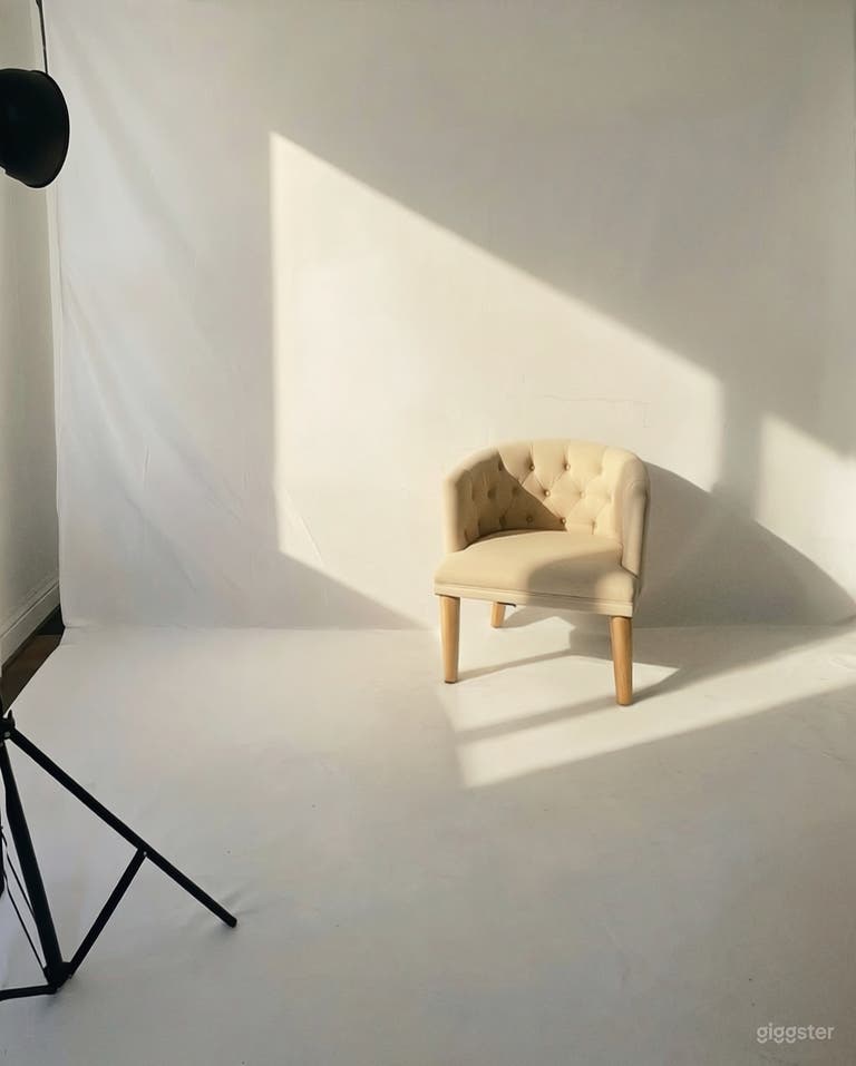  Photography studio near downtown 