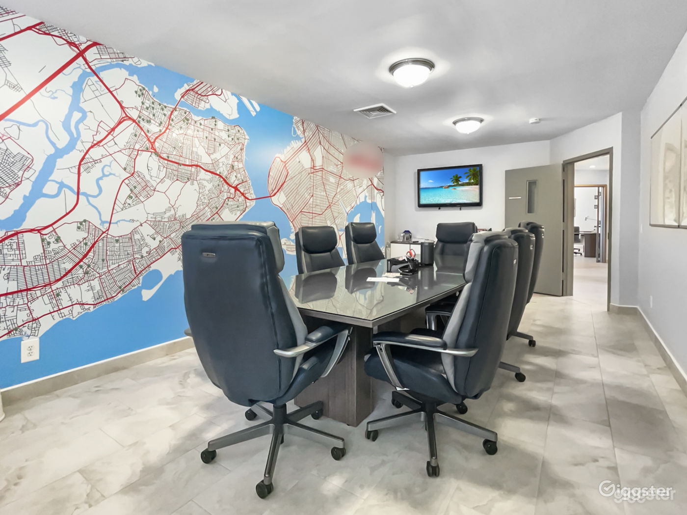 Conference Room Space for up to 8 Photo 1