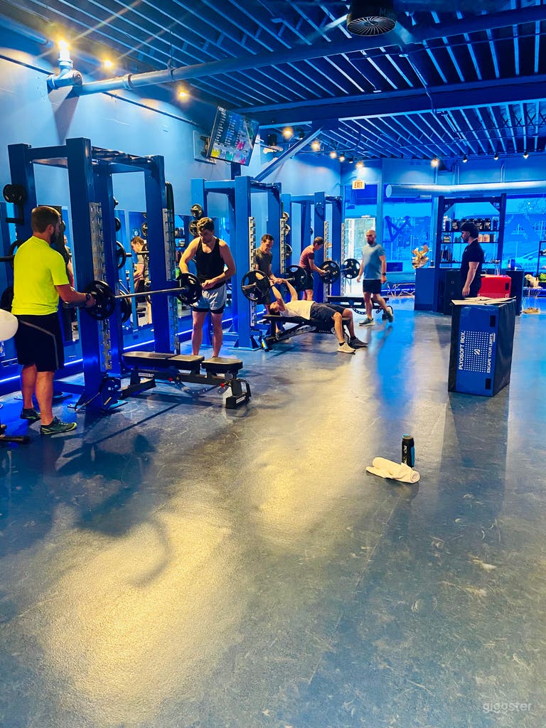  Premier Fitness/Boxing/Massage/Dance Studio 