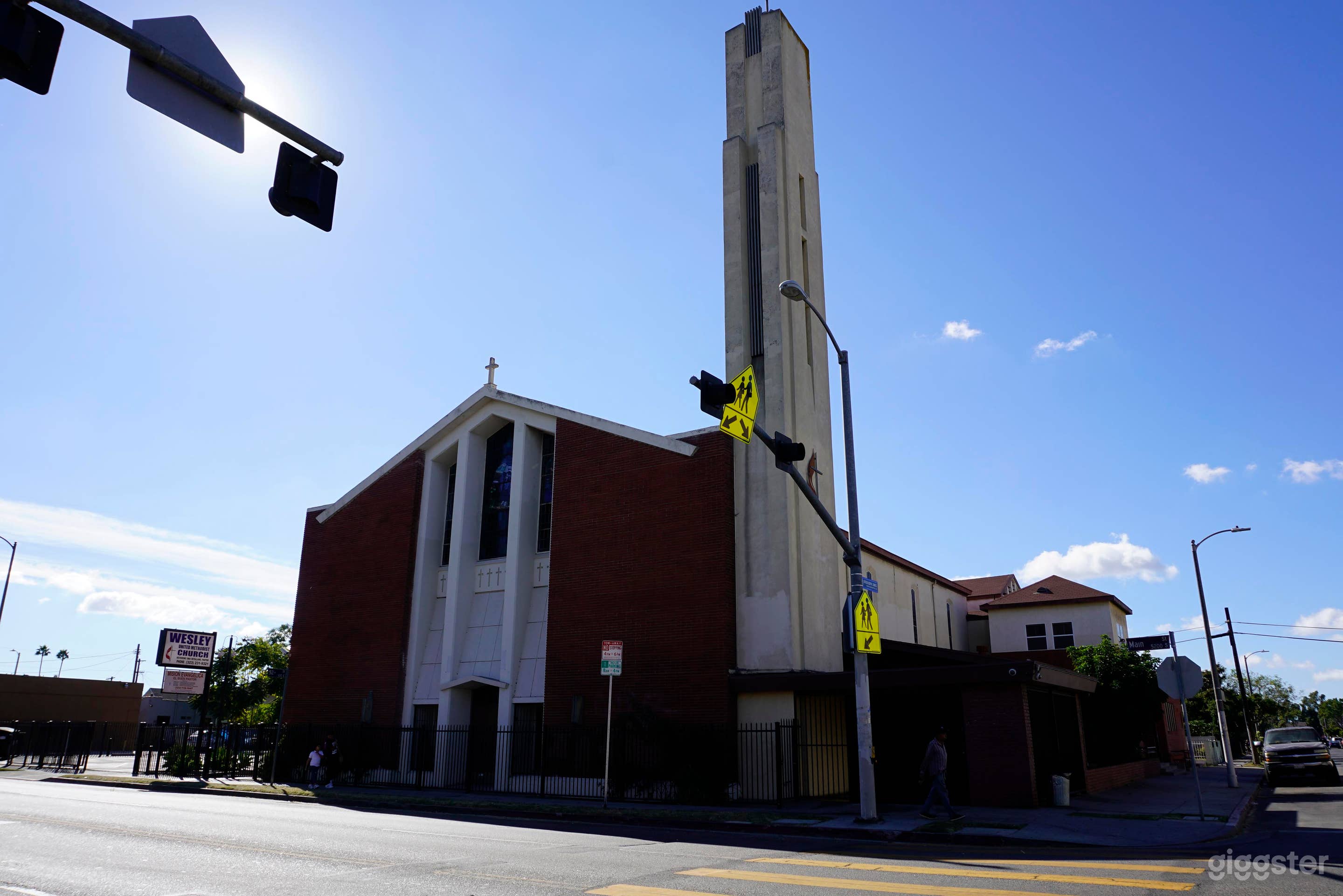 Church ideal for Filming. Avail Choir if needed  Photo 1