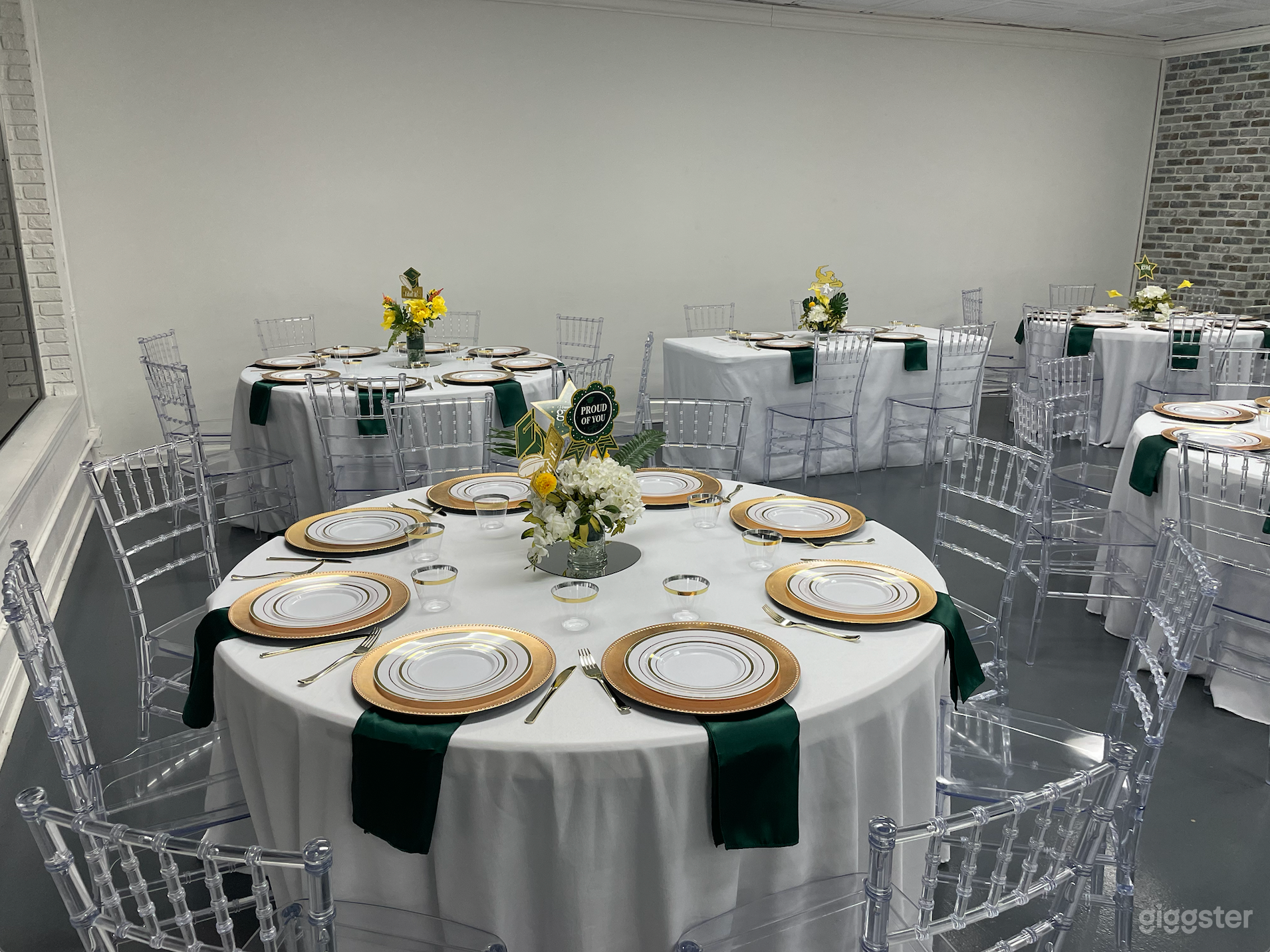 Open-Spaced Venue Near Tampa Photo 3