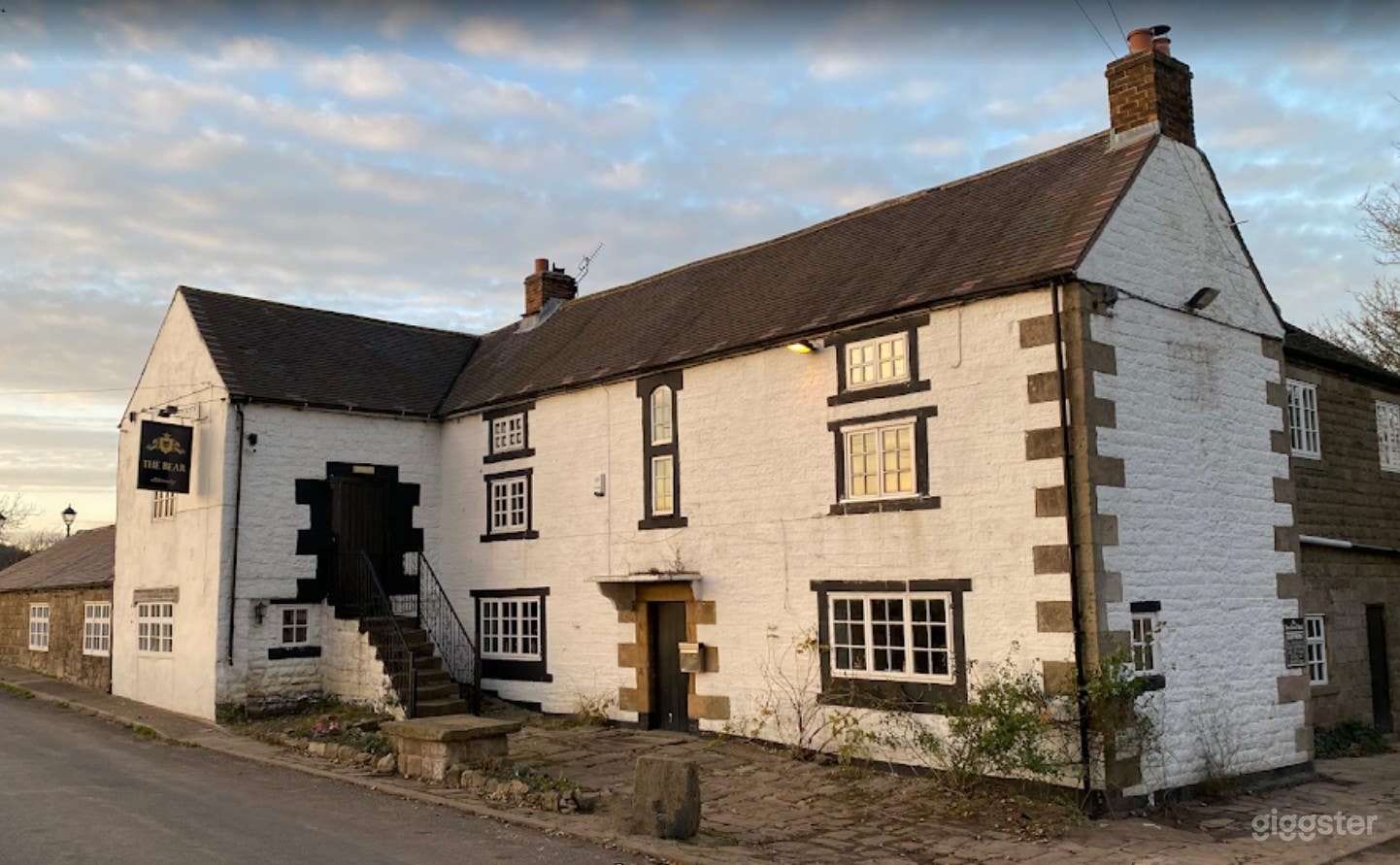 One of Derbyshire’s oldest &amp; most renowned Inn and Hotel Photo 1
