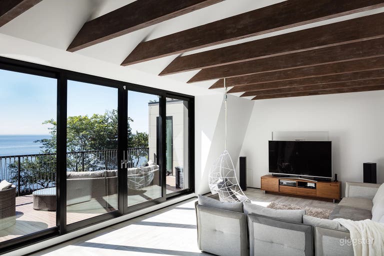  Montreal Waterfront Unique Open Concept Modern House 