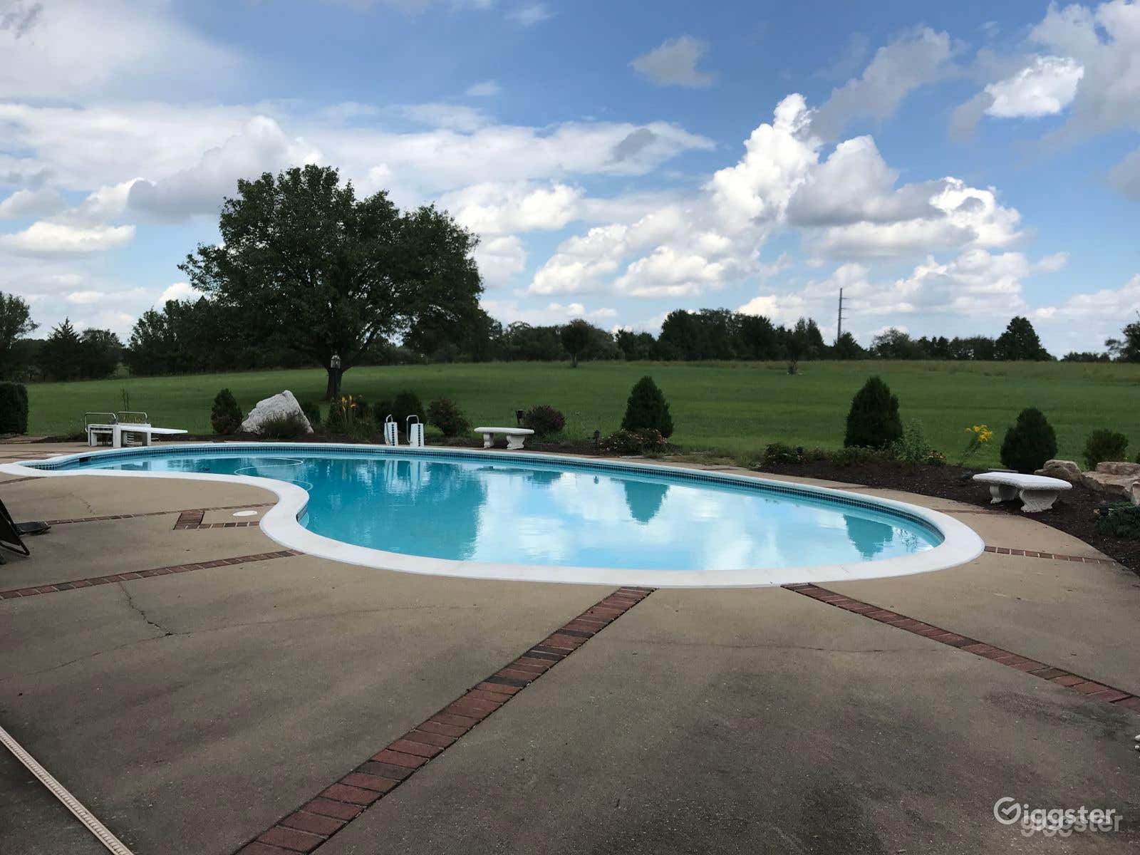 Beautiful 20-acre Private Estate with a pool Photo 2