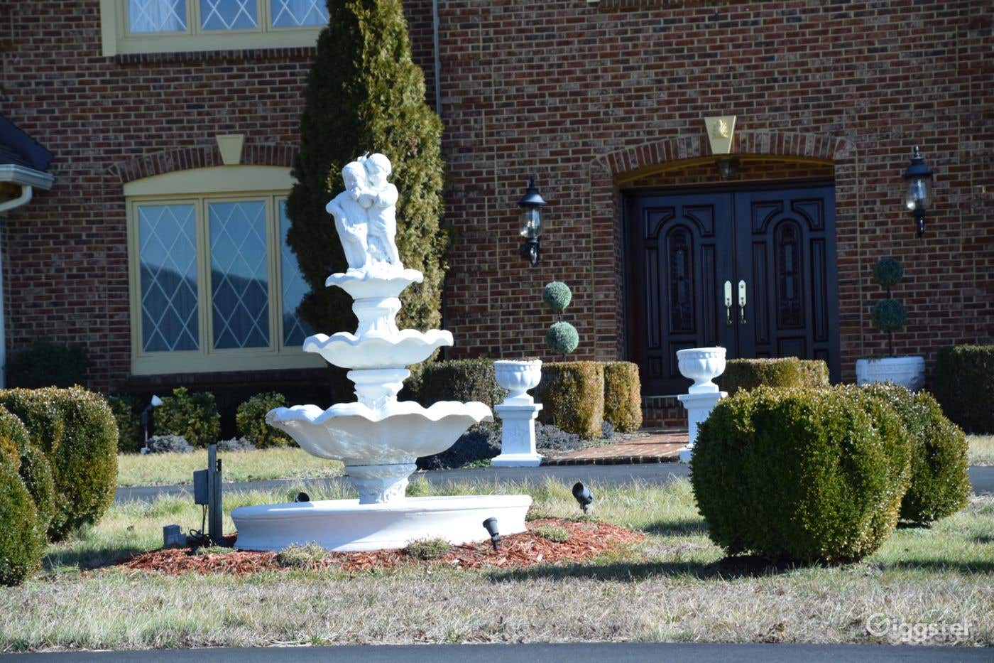 Beautiful 20-acre Private Estate with a pool Photo 4