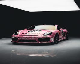  Vancouver Creative Studio - VFX Wall & 15' Softbox 