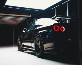  Vancouver Creative Studio - VFX Wall & 15' Softbox 