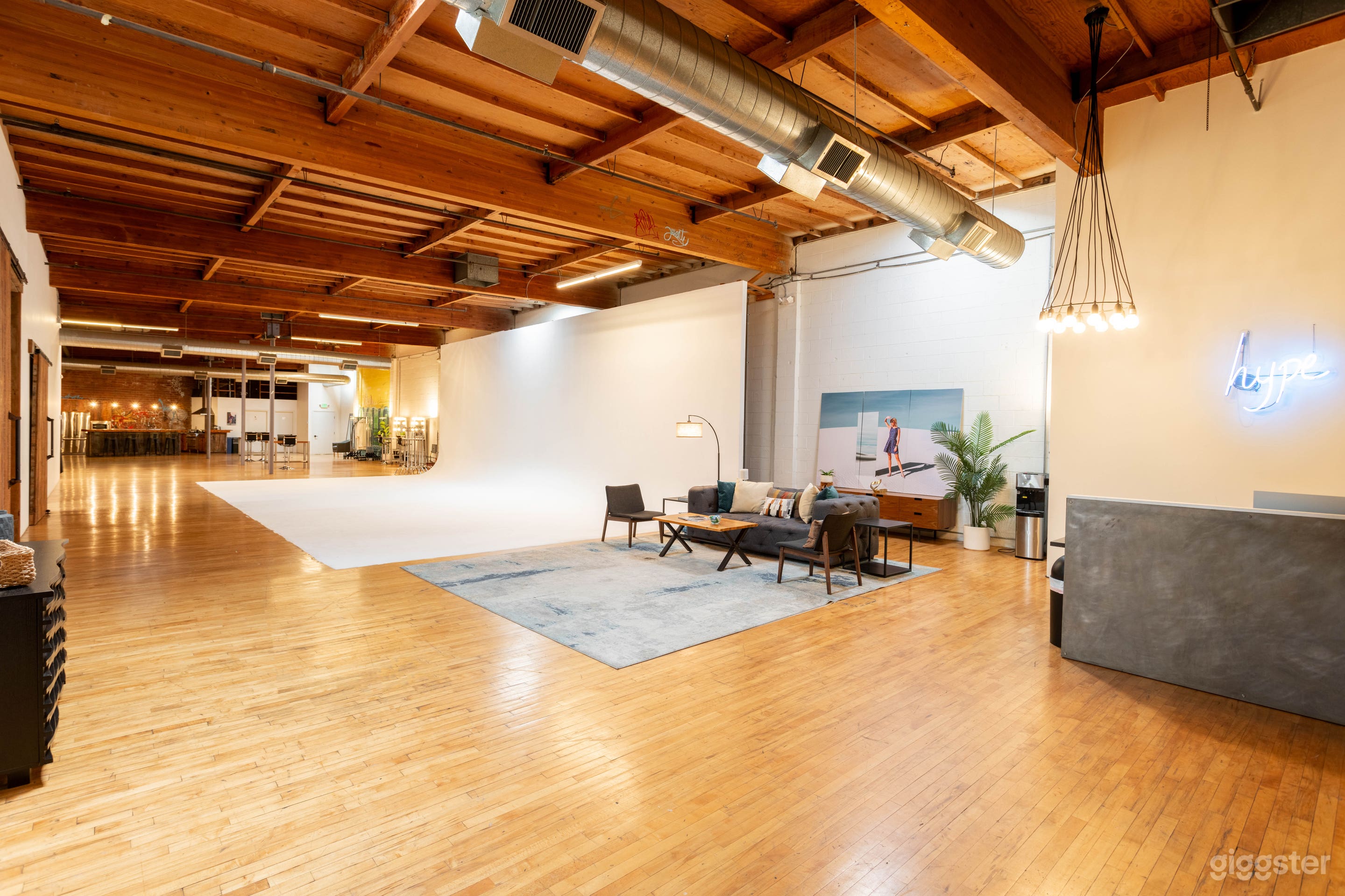 cyclorama cyc stage a silver lake