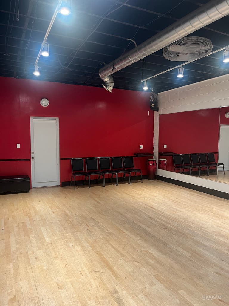  Green Room Dance Studio 