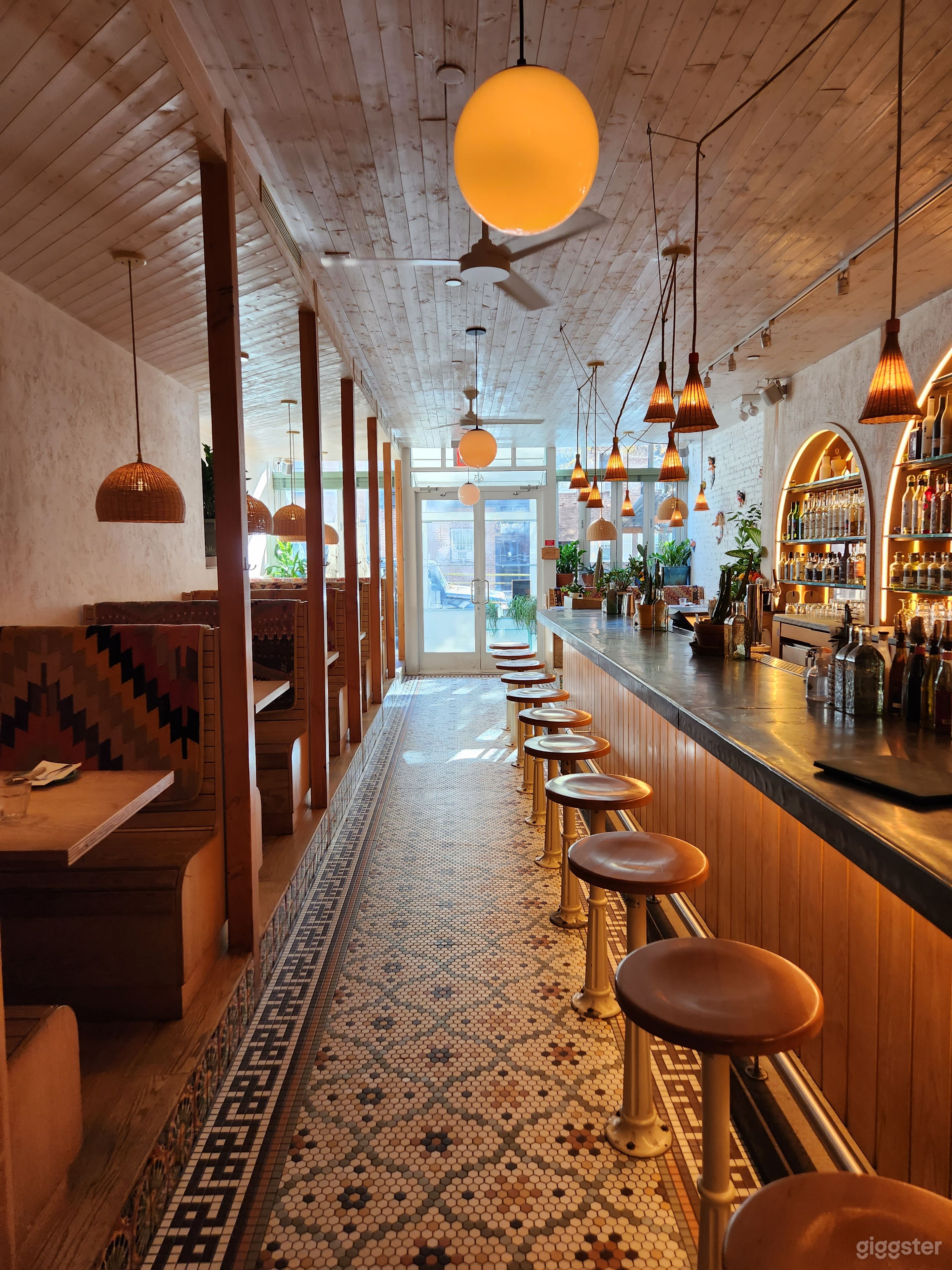 LOUNGE/RESTAURANT by SHAPIRA Photo 1