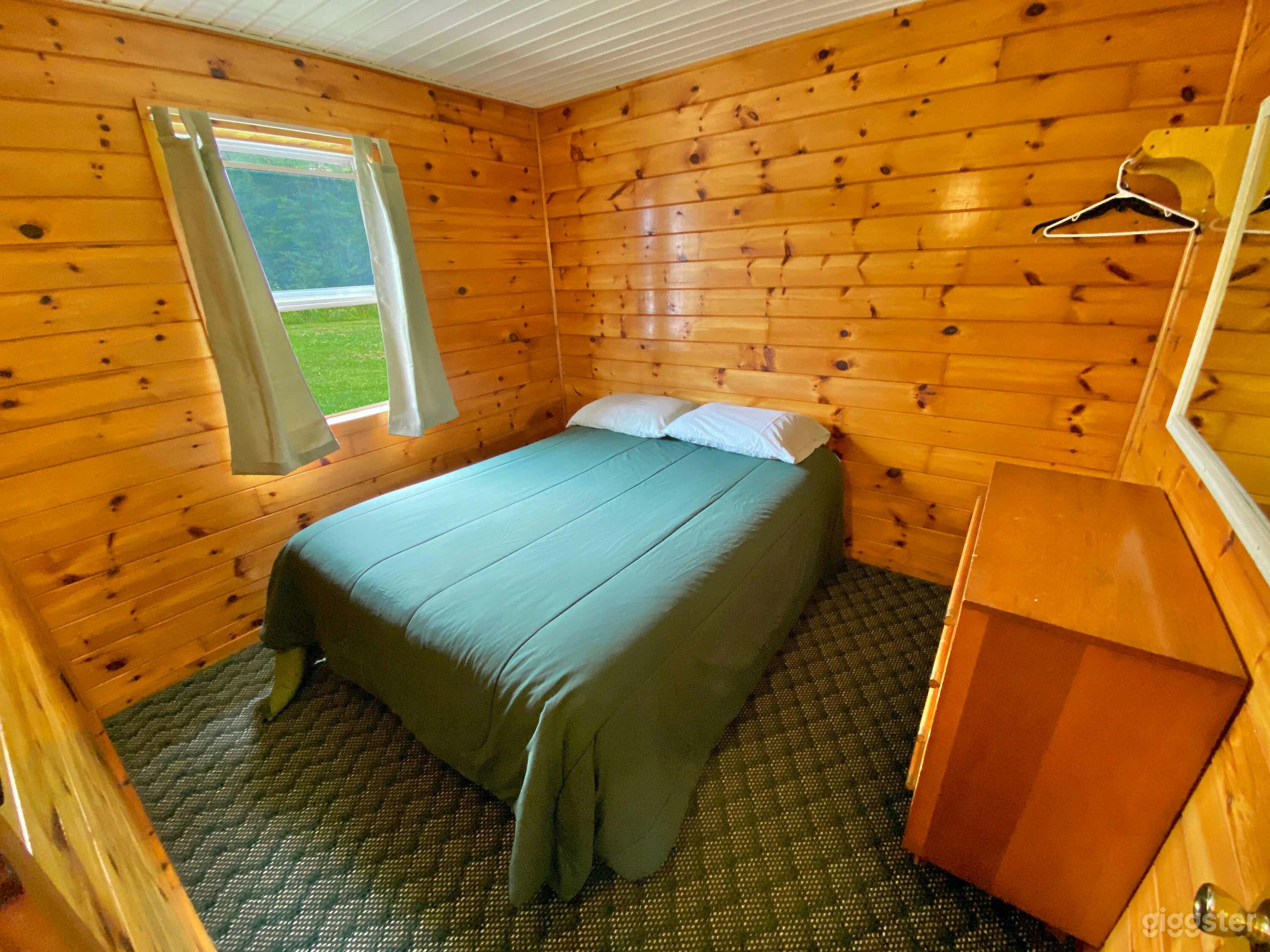 Drummond Lakeside Cabins Photo 3