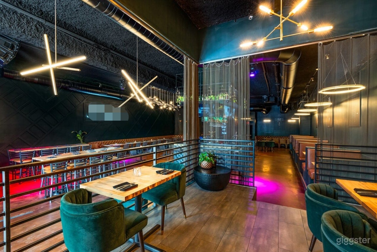 Singer's Lounge Photo 1