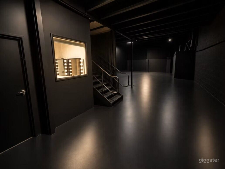  BLACKOUT STUDIO & RAIN STUDIO 