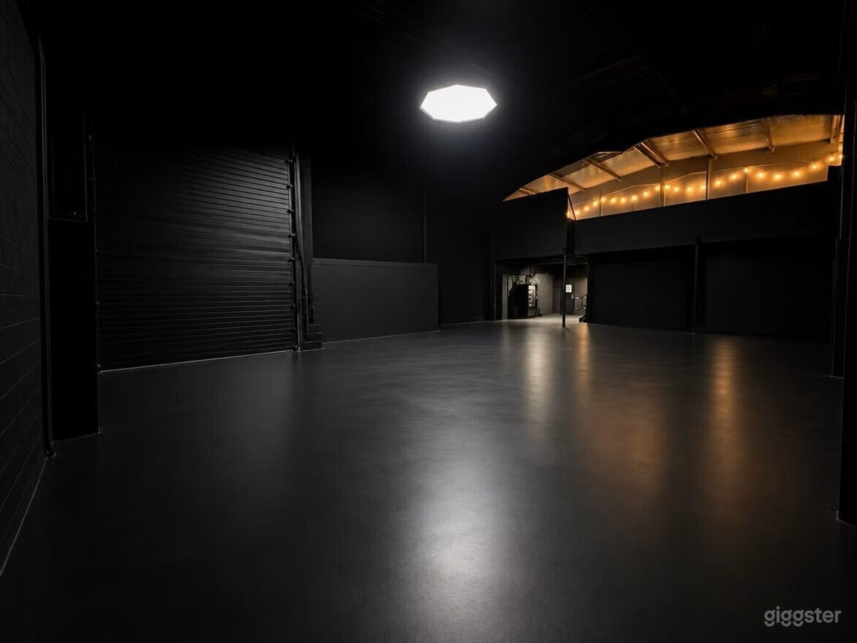 BLACKOUT STUDIO & RAIN STUDIO Photo 2