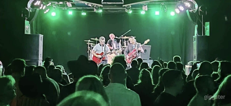  Best Live Entertainment Venue 