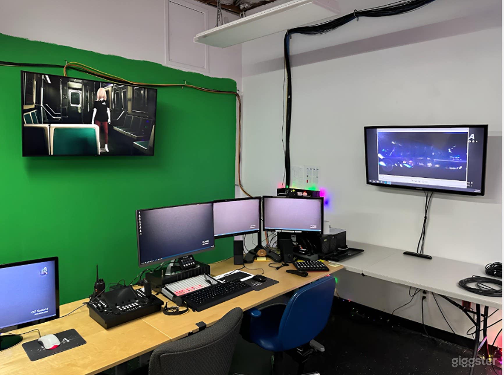 2nd Floor Producers Office &amp; Control Room for Film and Production Photo 1