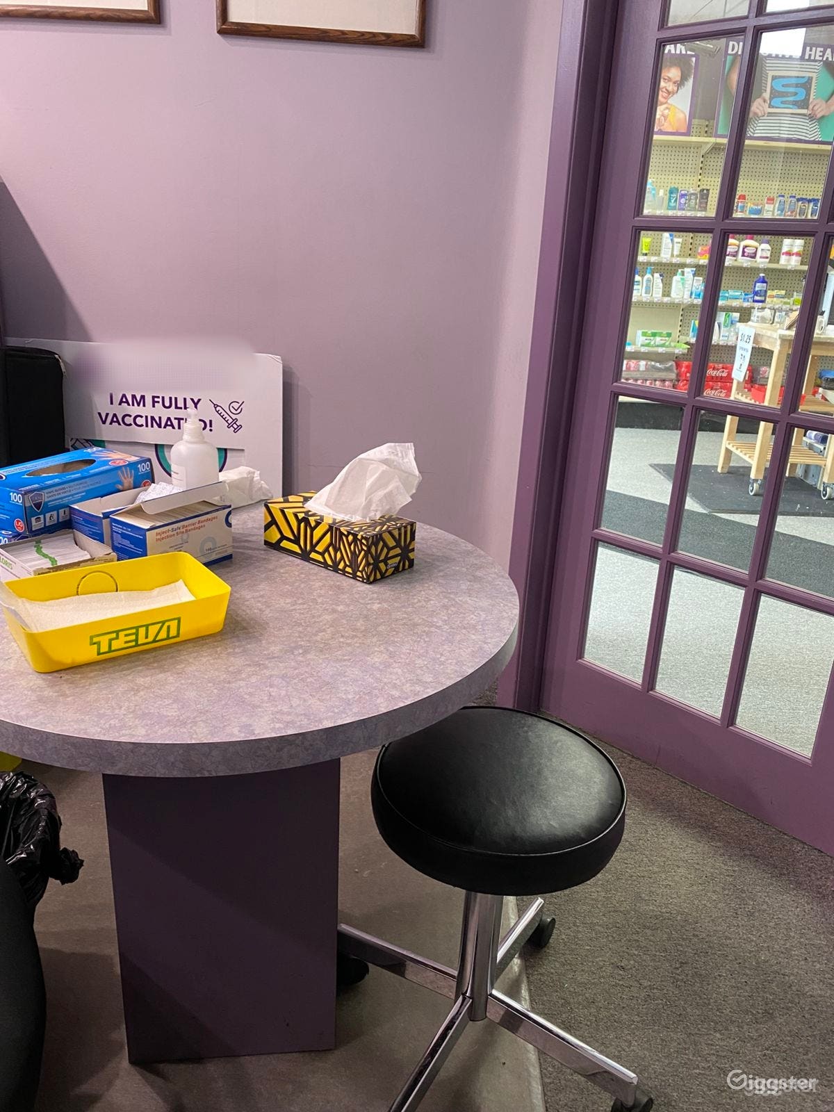 Independent Traditional Pharmacy in Toronto Photo 3