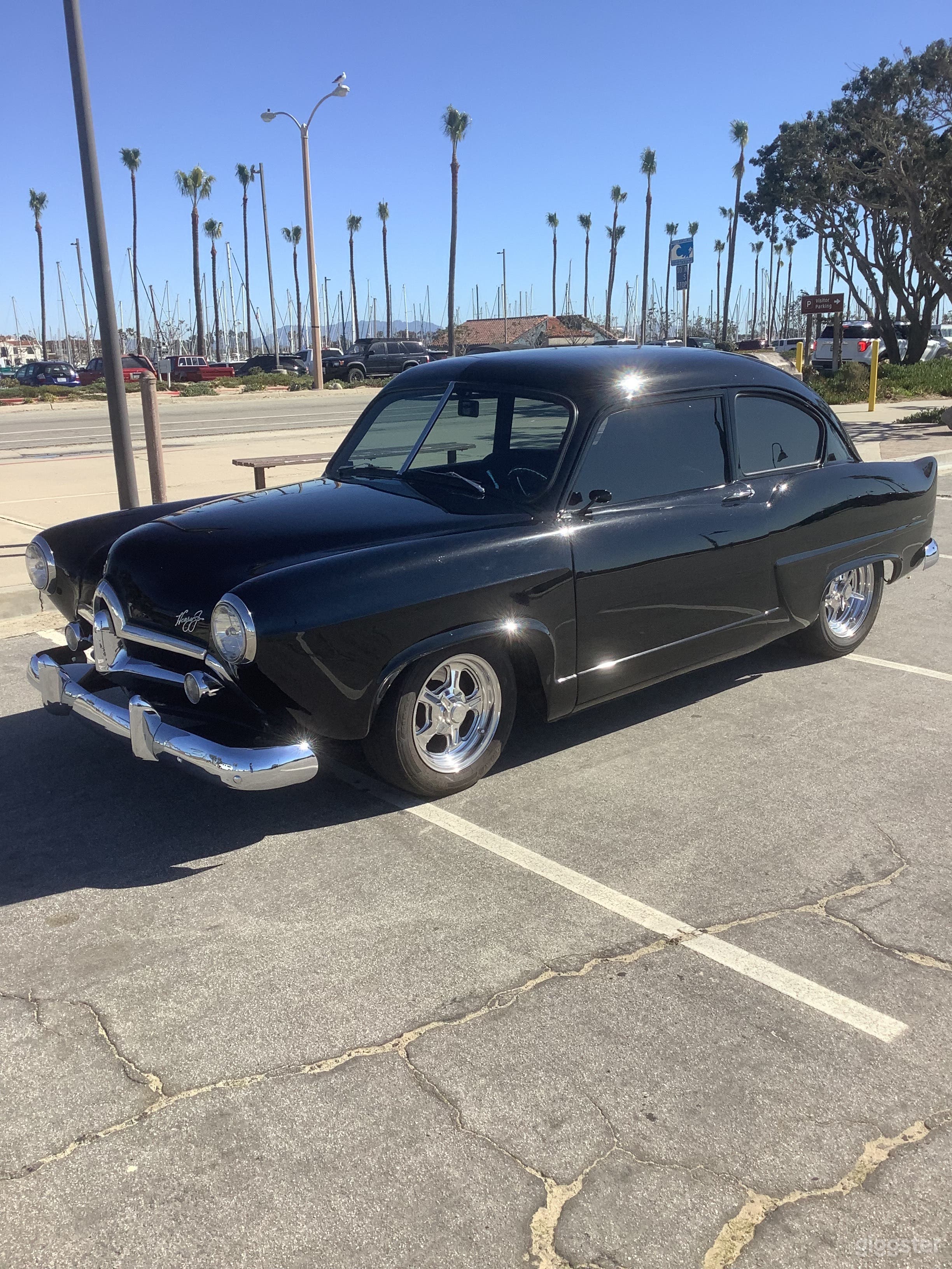 #76,015 1951 Henry J Classic Car Photo 1