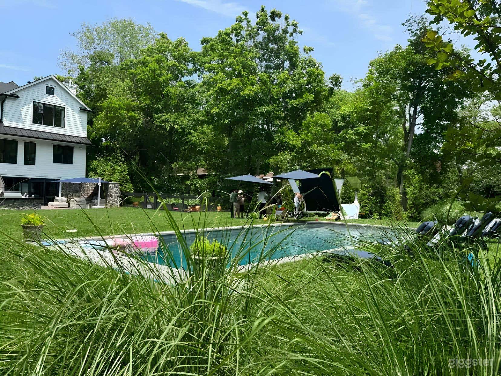 Hamptons-Style Backyard Photo 1