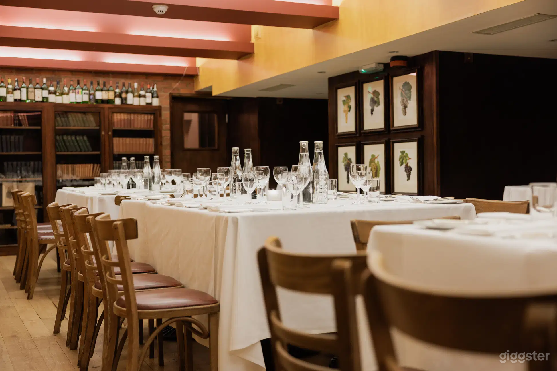 No. 1 Dining Room Photo 2