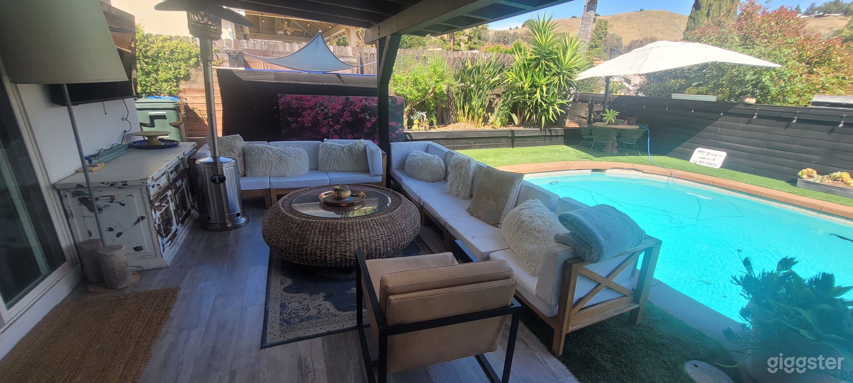 Attractive home with an open floor plan and pool. Photo 4