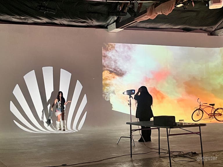  Birthday Photo Shoot All-inclusive Photographer + Studio 