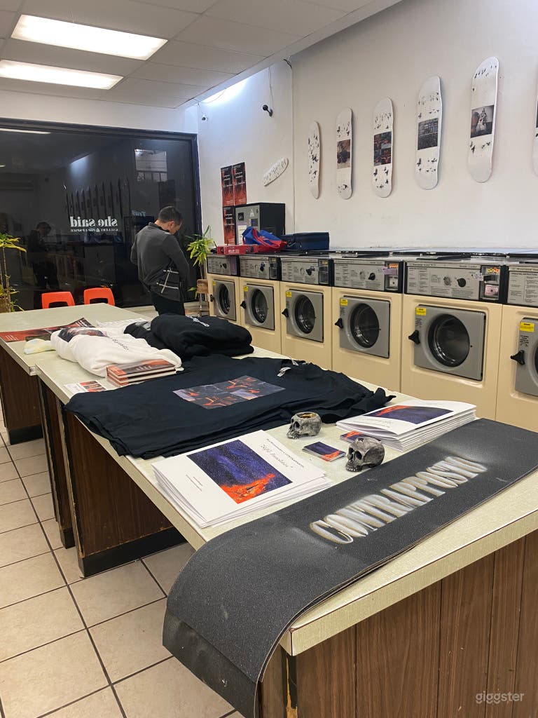  Older Laundromat in Roncesvalle 