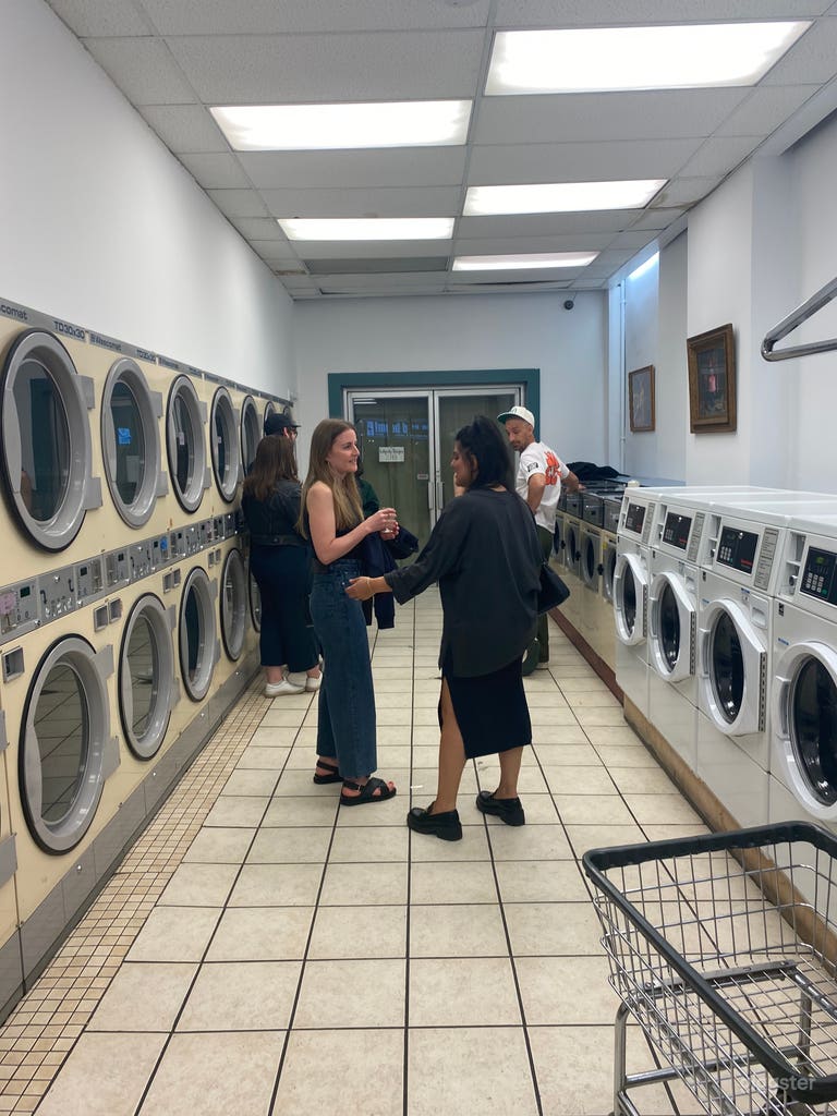  Older Laundromat in Roncesvalle 