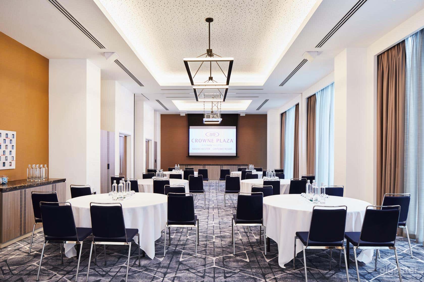 Eddington &amp; Foster Room  Photo 3