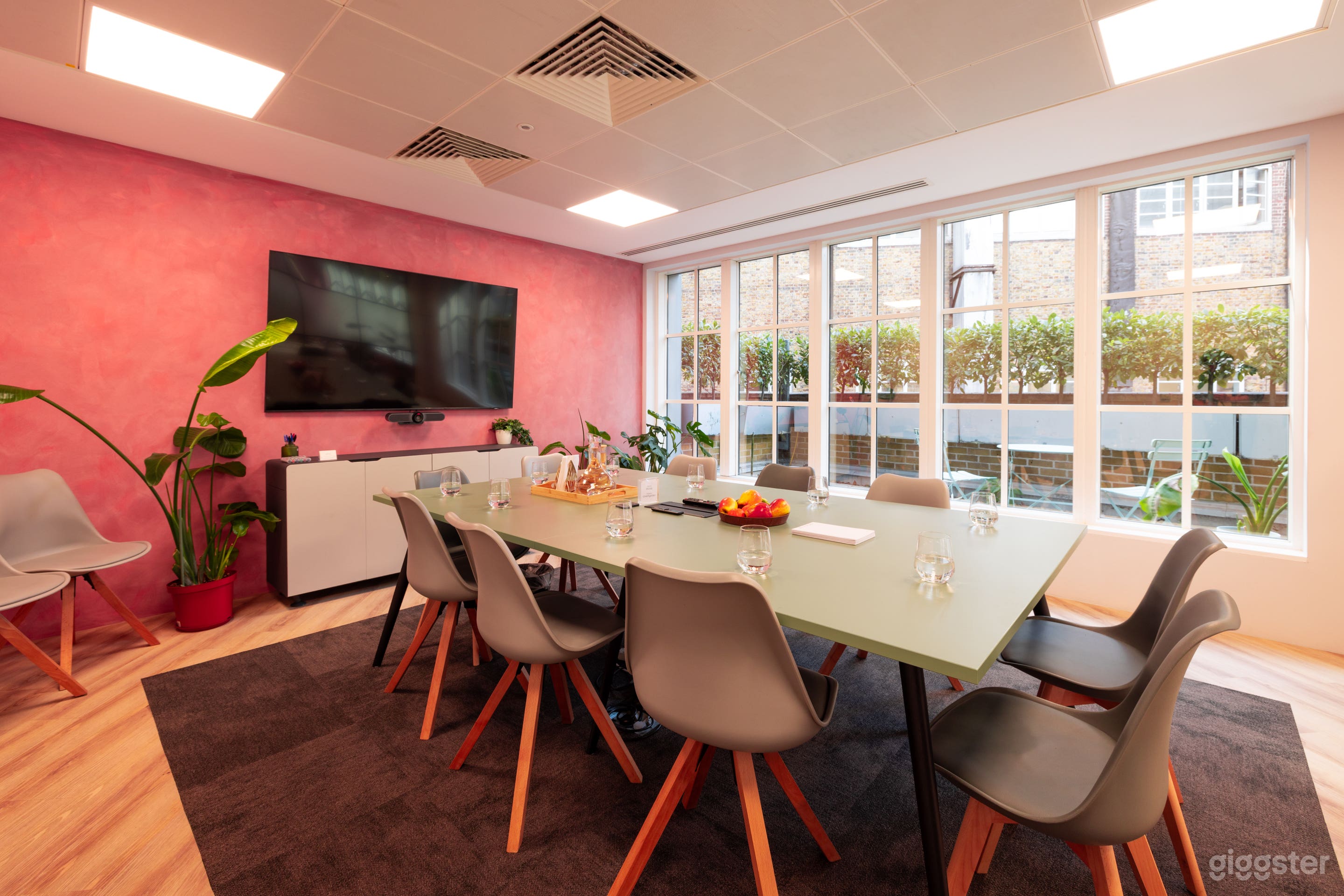 Westbourne Boardroom (10-person) | Covent Garden Photo 1