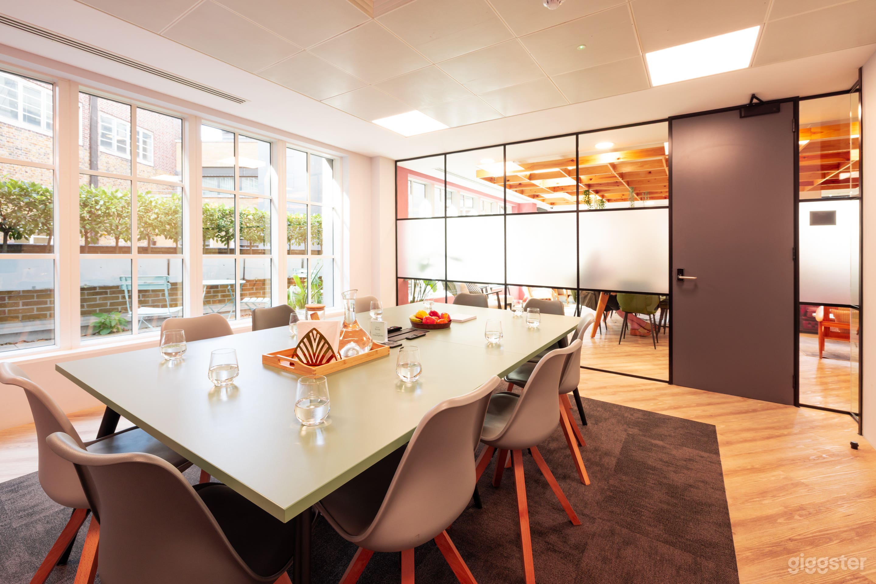 Westbourne Boardroom (10-person) | Covent Garden Photo 2