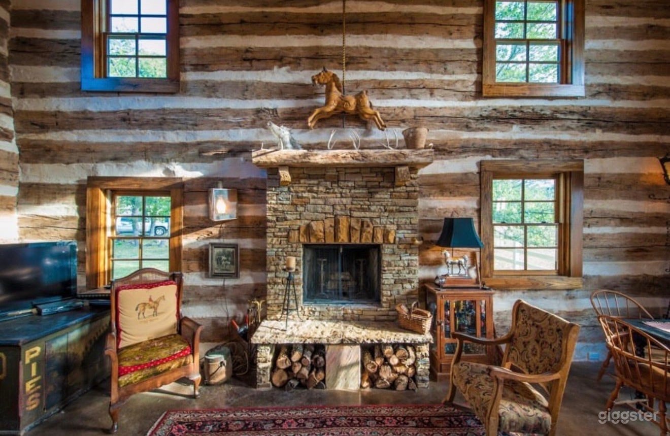 Historic 1800’s  Log Cabin & Private Horse Farm Photo 1