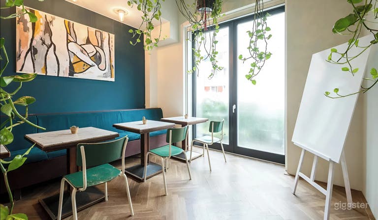  Separater Raum – Private Dining Space mit Balkon in Berlin 