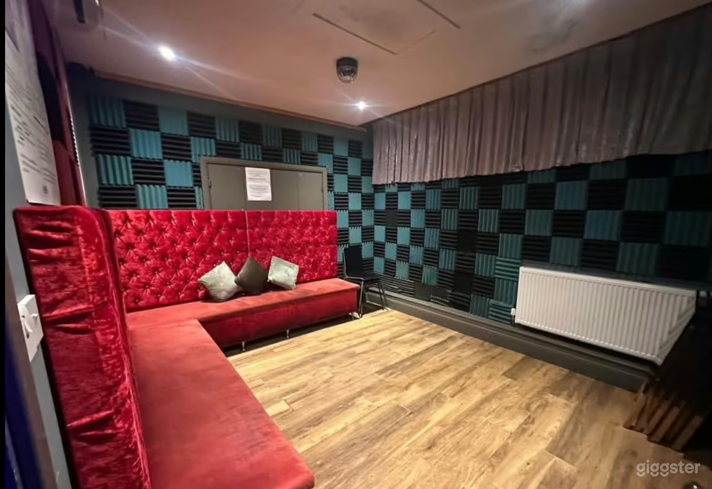 Private Room for Celebrations Photo 2