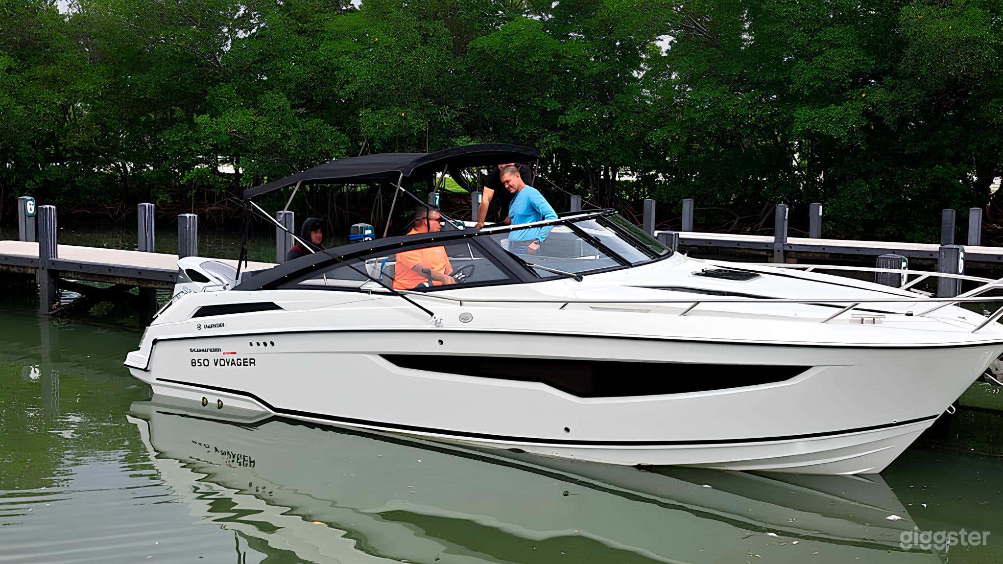 Voyager 34" Yacht Photo 1