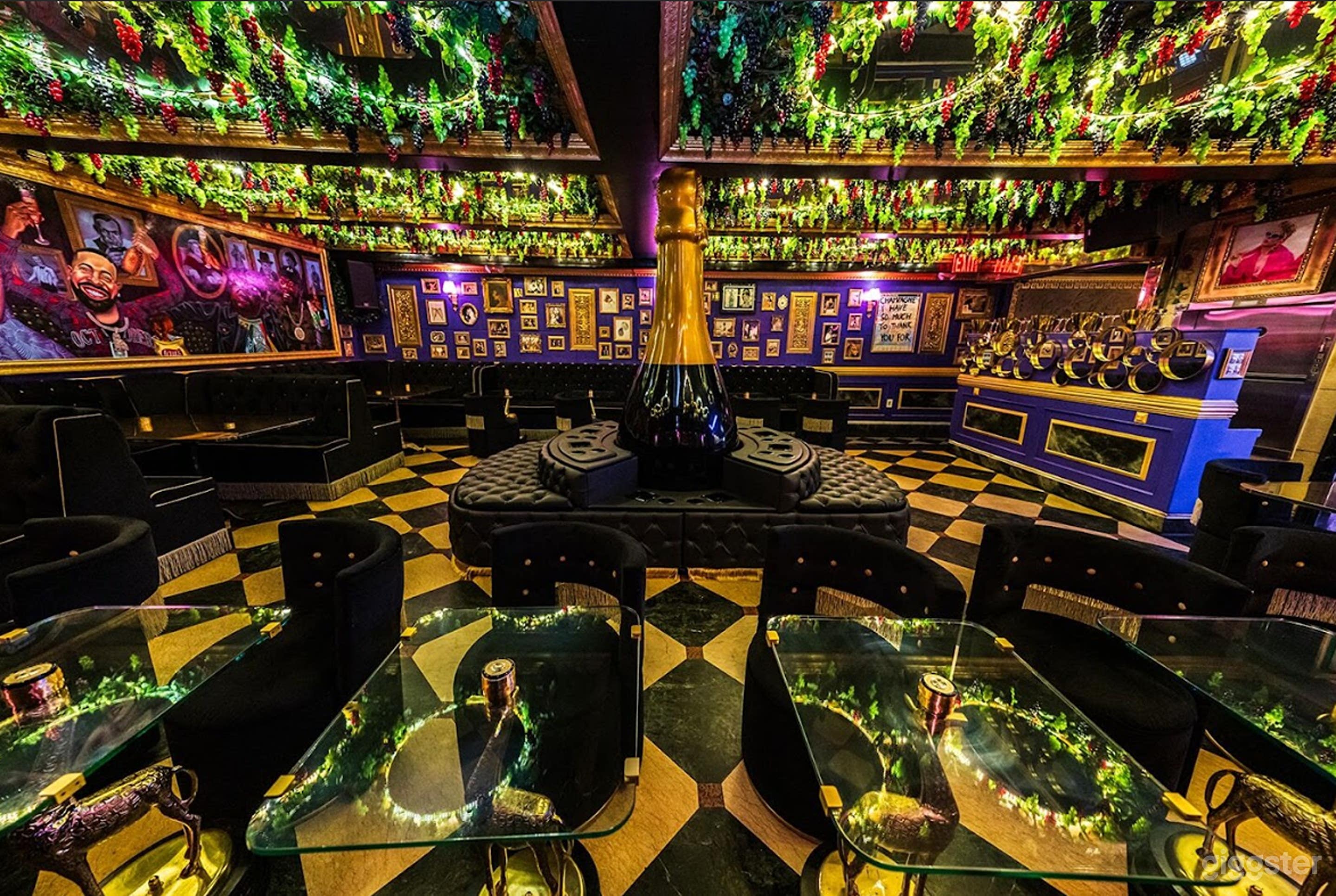 Chic Champagne Lounge – Elegant & Classy Celebration Room Photo 4