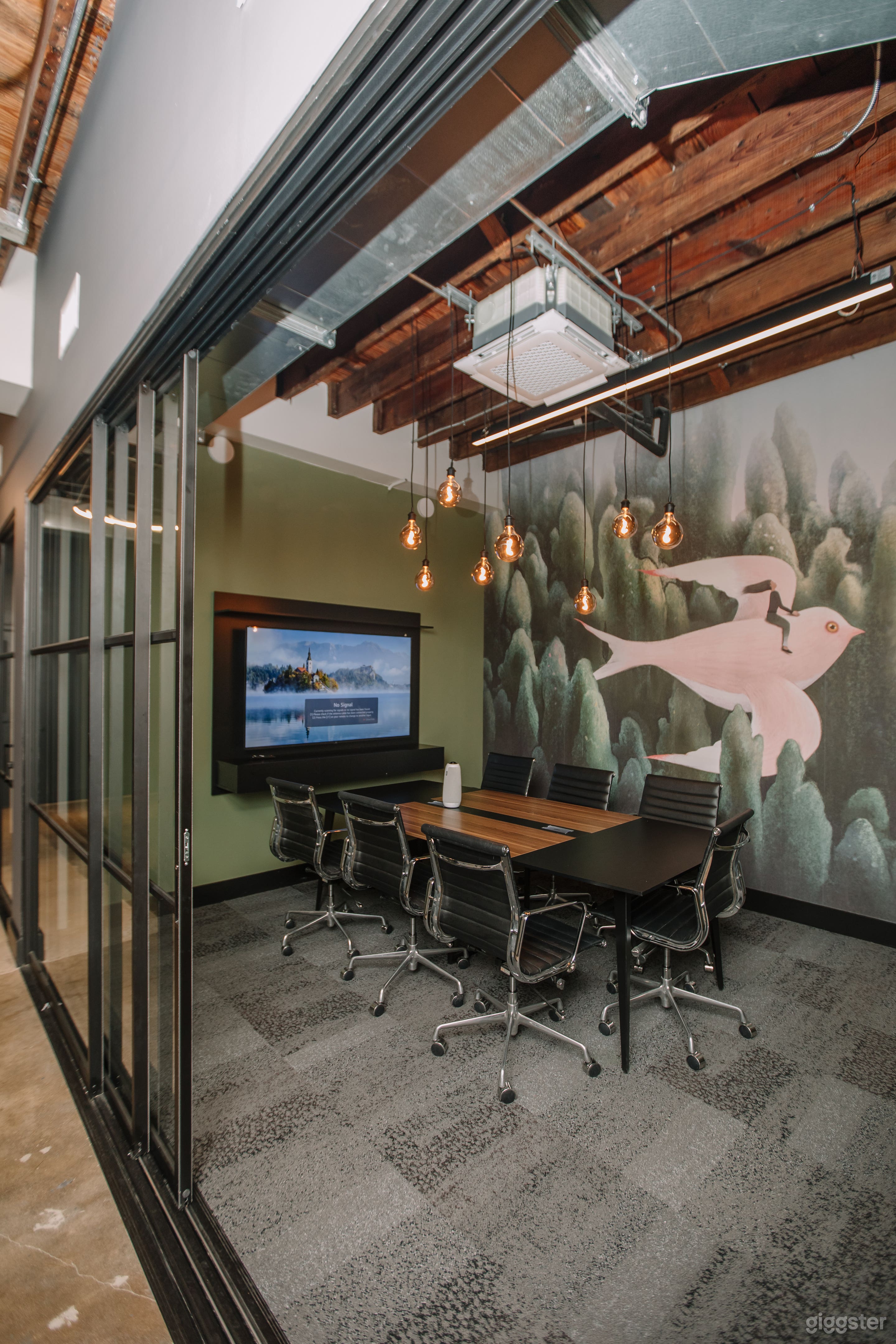 Conference Room  Photo 3