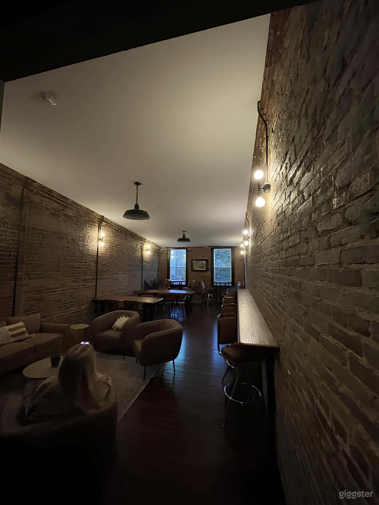 Upstairs Lounge Wilmington Photo 4