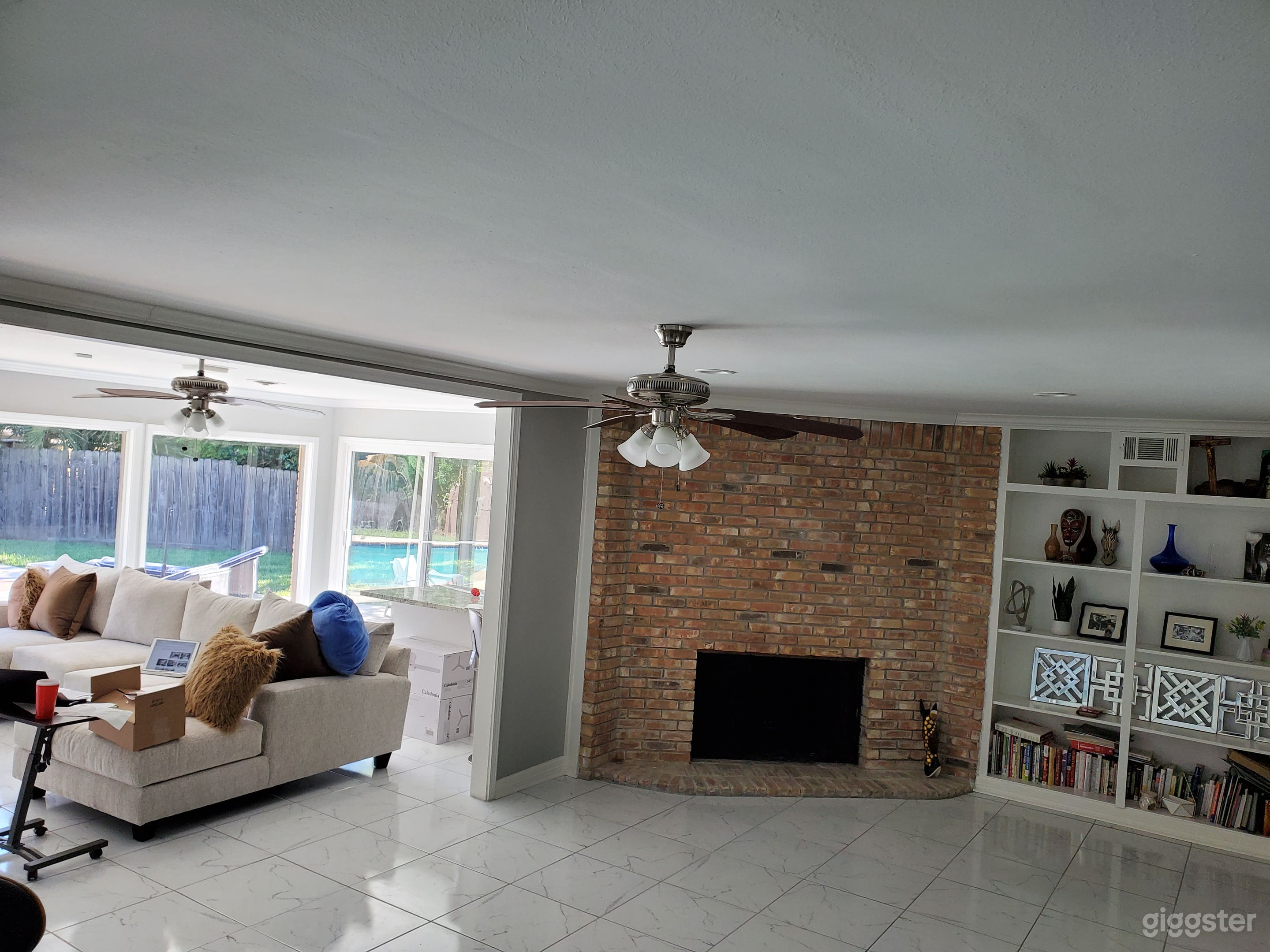 The Valley Suburb in Houston Photo 2