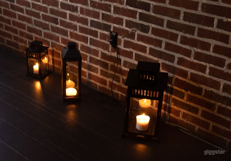  Prohibition-Era Styled Cocktail Bar & Lounge 