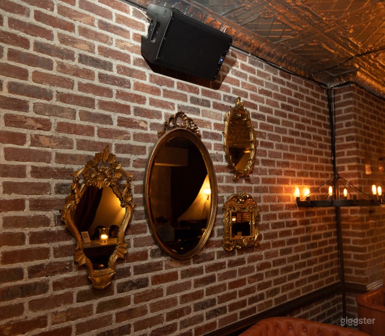  Prohibition-Era Styled Cocktail Bar & Lounge 