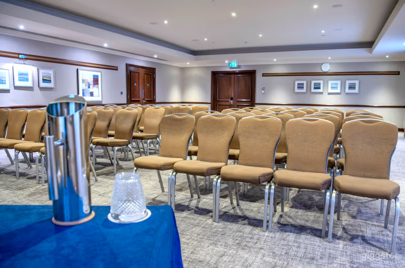 Rockingham Suite Photo 4