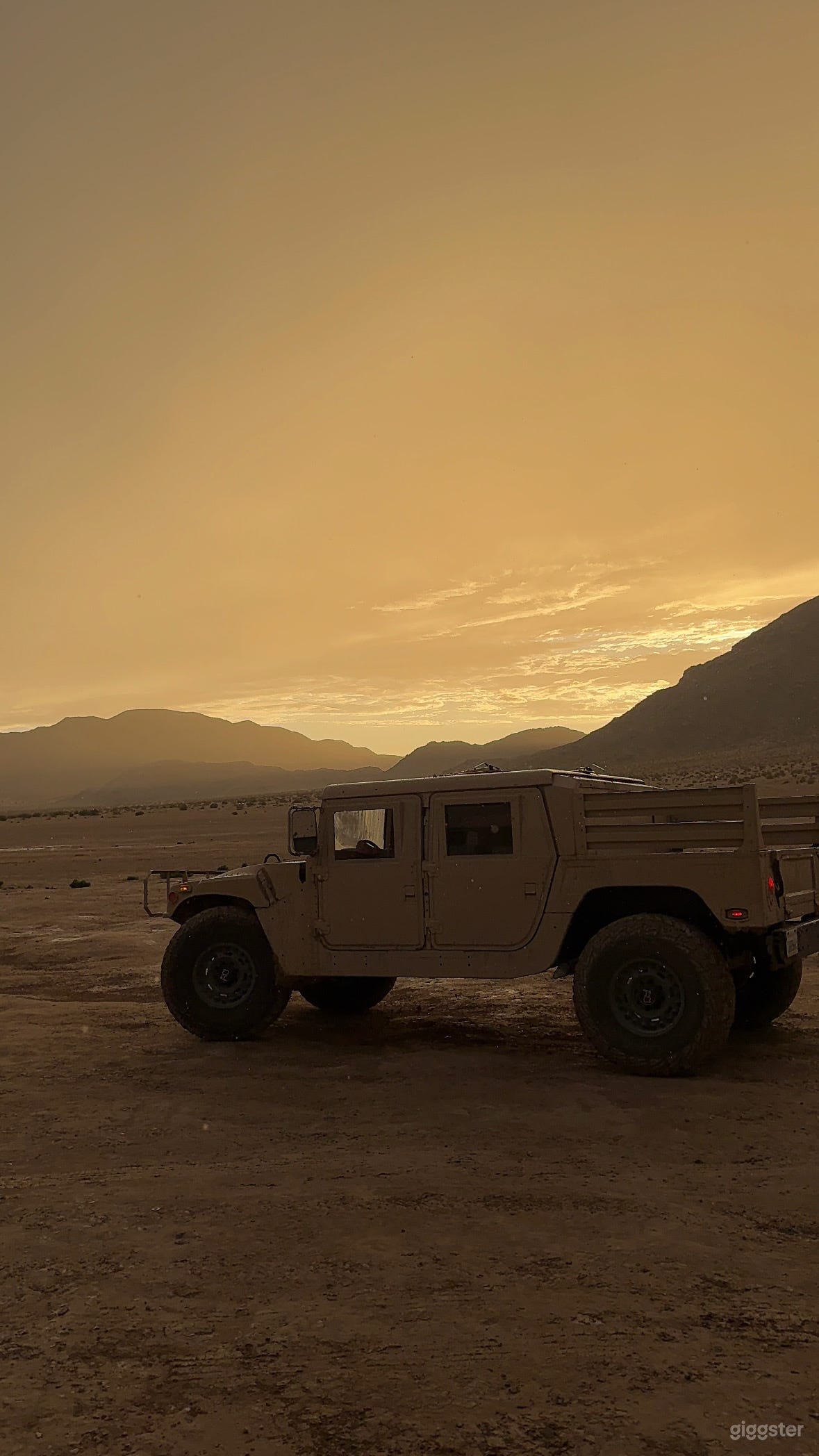 Military humvee H1 Photo 2