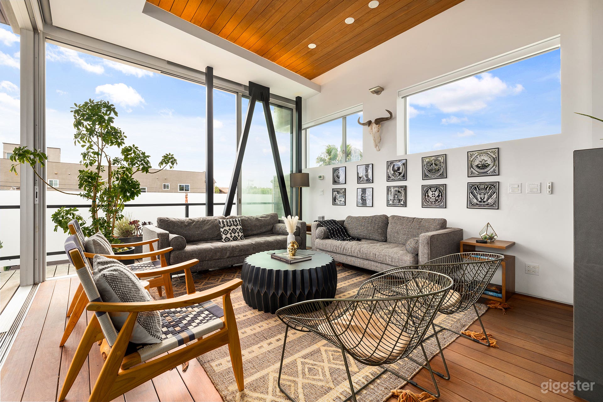 Hip Venice House Rooftop View Steps to Beach Photo 2